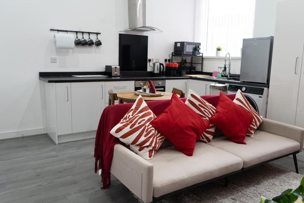 ברמינגהאם Stylish 1 Bed Apartment In Newly Refurbished Building W/ Parking & Wi-Fi מראה חיצוני תמונה