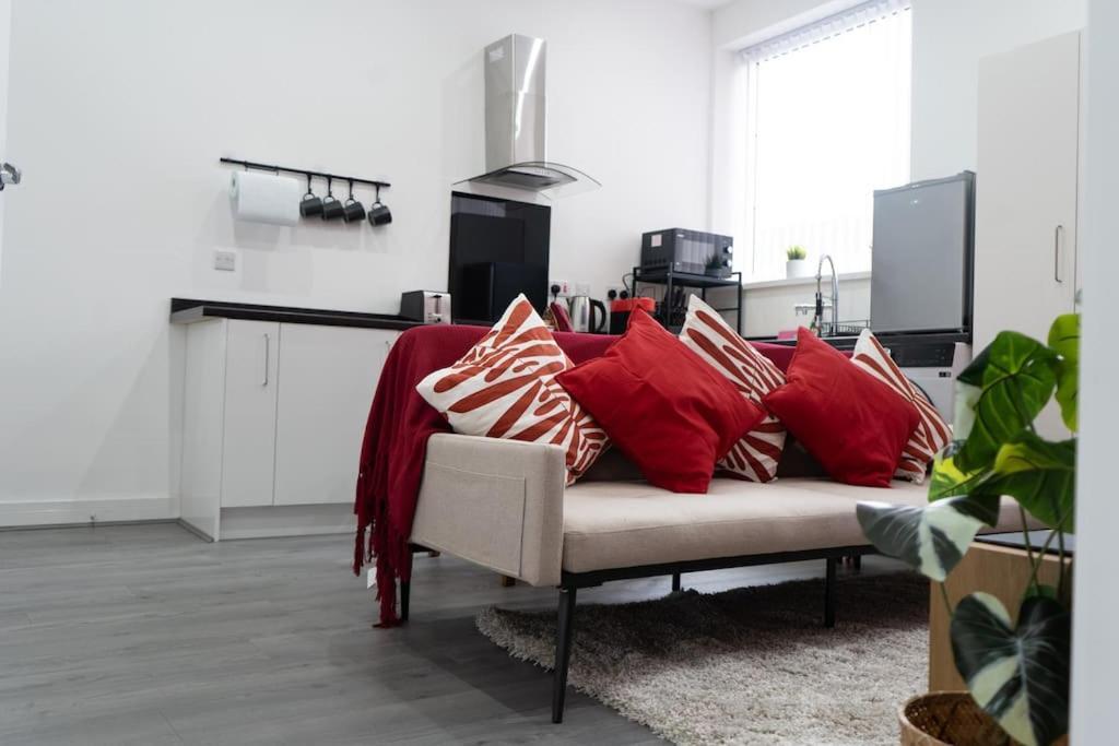 ברמינגהאם Stylish 1 Bed Apartment In Newly Refurbished Building W/ Parking & Wi-Fi מראה חיצוני תמונה